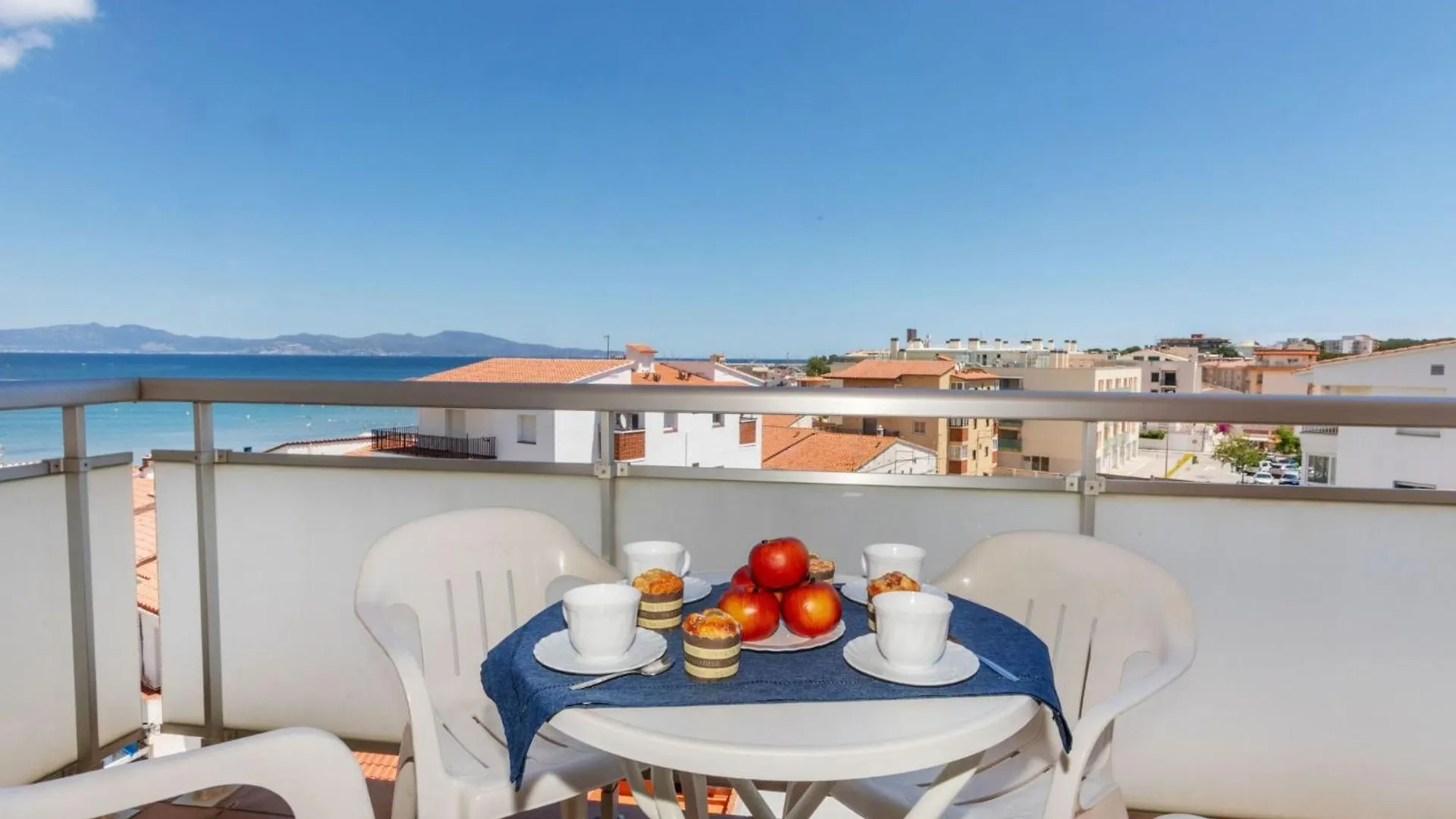 Apartment Fenix Marina By Interhome L'Escala