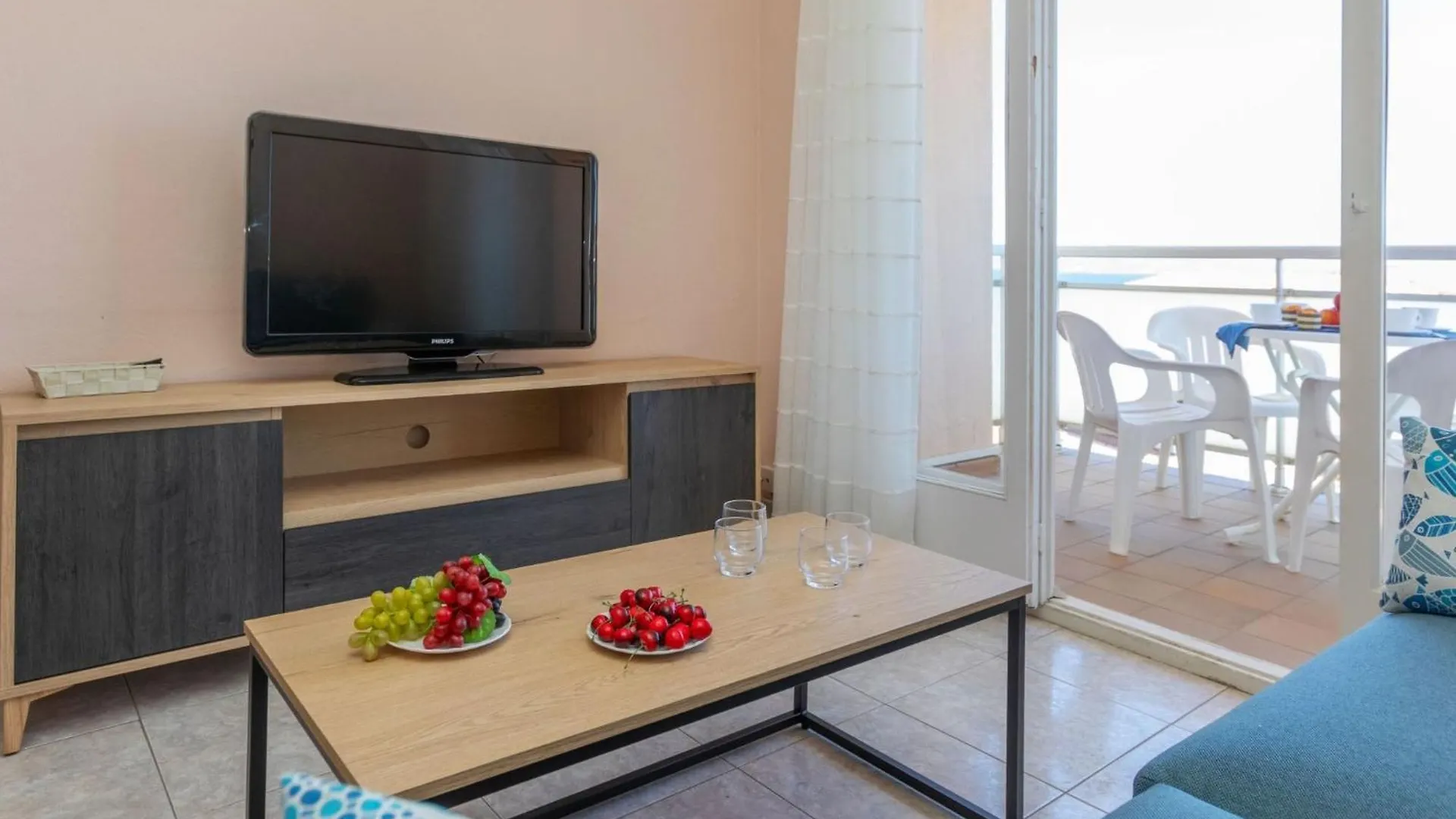 Apartment Fenix Marina By Interhome L'Escala Spain